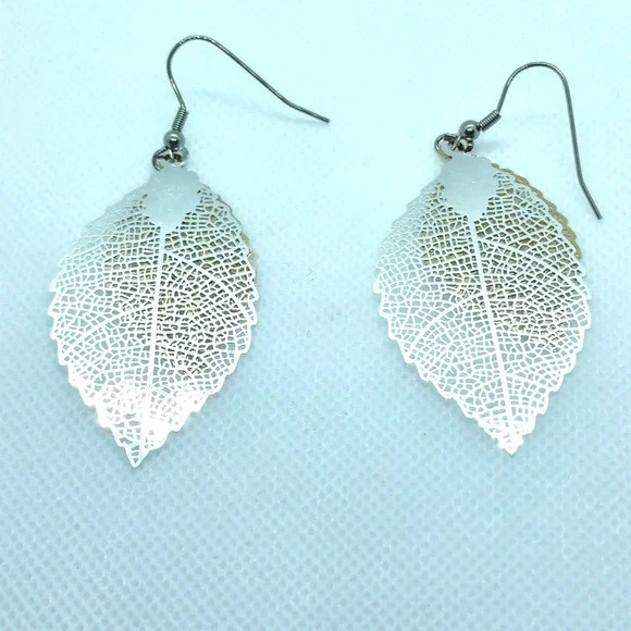 BOHO LEAF EARRINGS DROP EARRINGS NEW DOUBLE LEAF GOLD SILVER FAST SHIP! - Picture 4 of 7